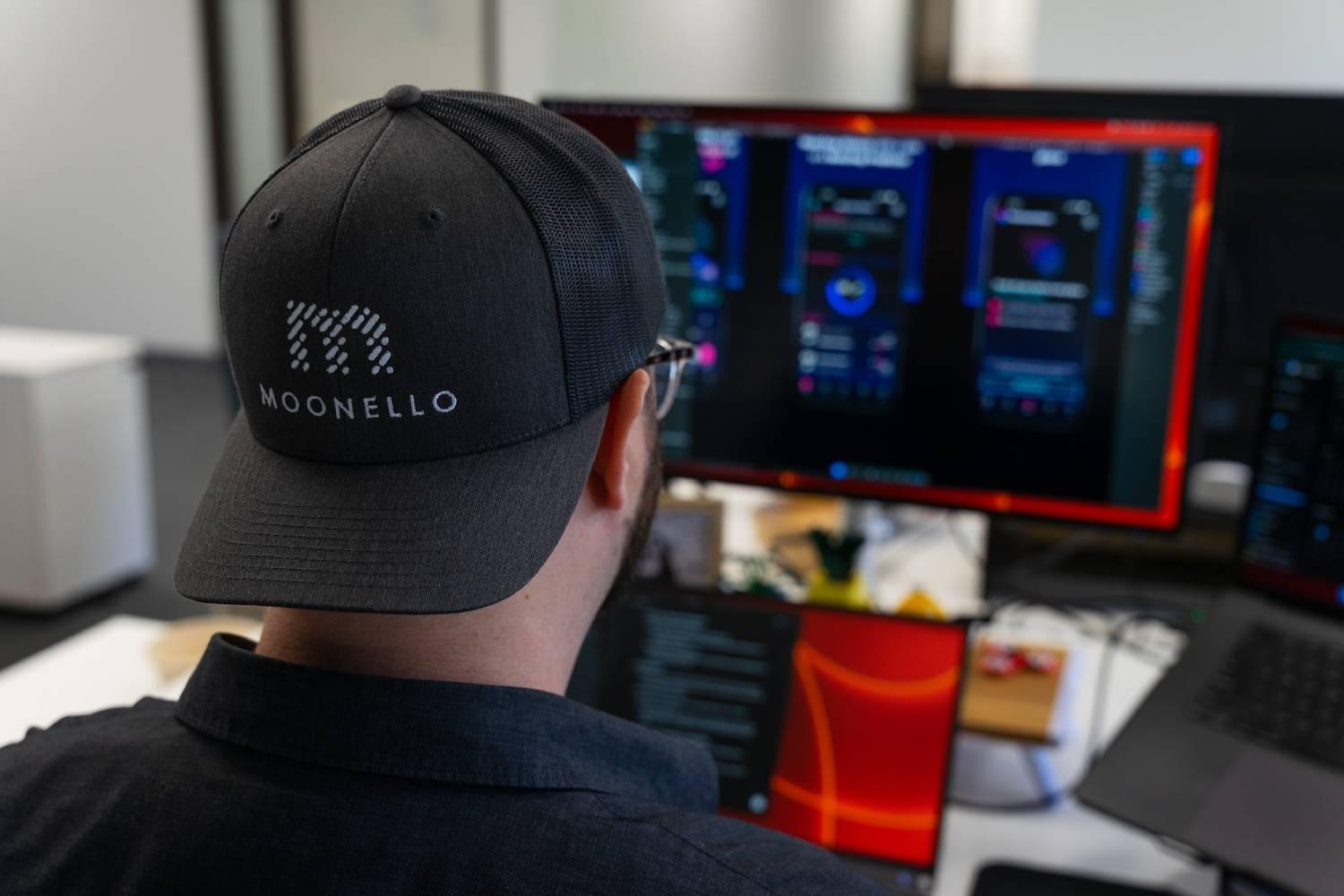moonello-UI-UX-design-moonello-backwards-hat